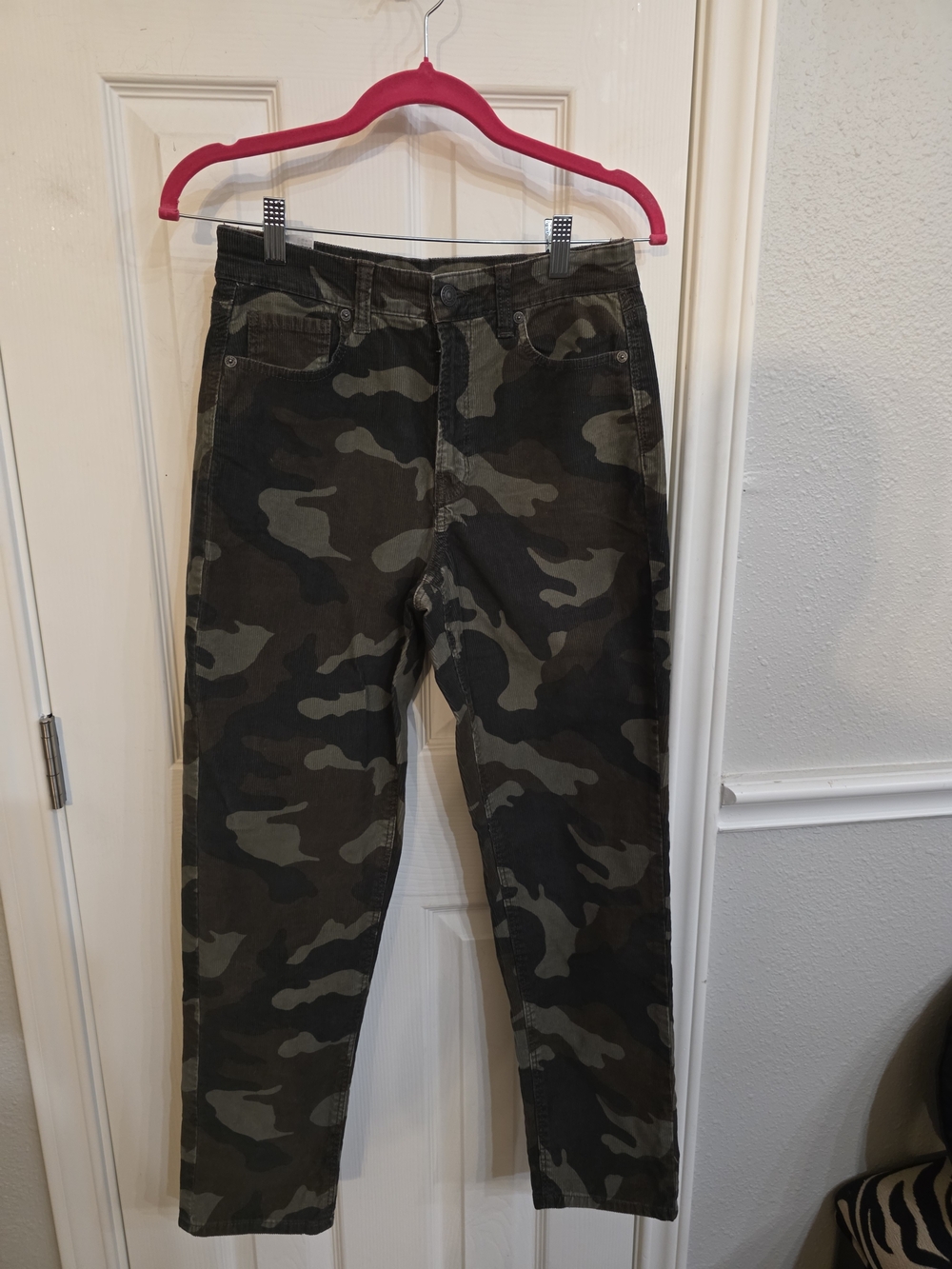 American Eagle Outfitters Women’s Straight Leg Camo Pants - Olive/Black